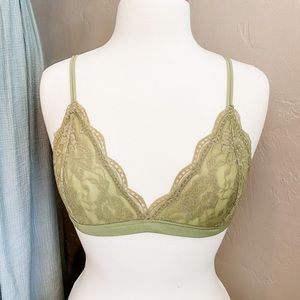 ☀︎︎ Green Lacey Bralette